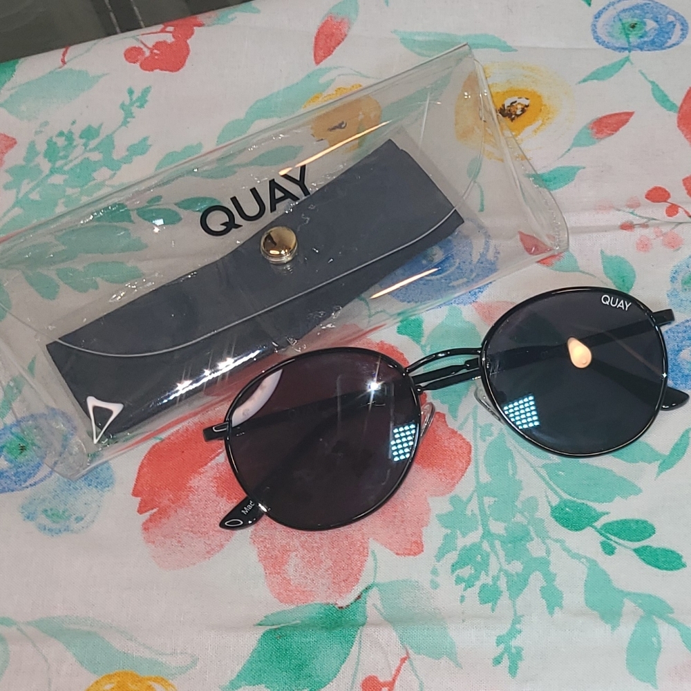 QUAY 'OMEN' SHADES